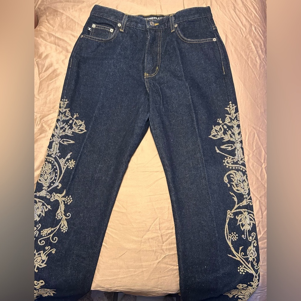 Express Dark Denim Boot Cut Blue Jeans with Sparkly Gold Embroidery Size 7/8